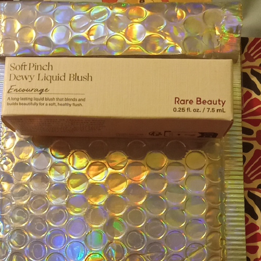 Rare Beauty Soft Pinch Dewy Liquid Blush - Encourage